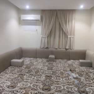 أريكة "مسند" (Masanat) بالطراز العربي